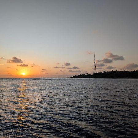 Sunny Breeze View Hotel Hangnaameedhoo Exterior photo